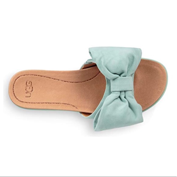 ⚡️⚡️ UGG bow platform sandals in aqua - Picture 3 of 7